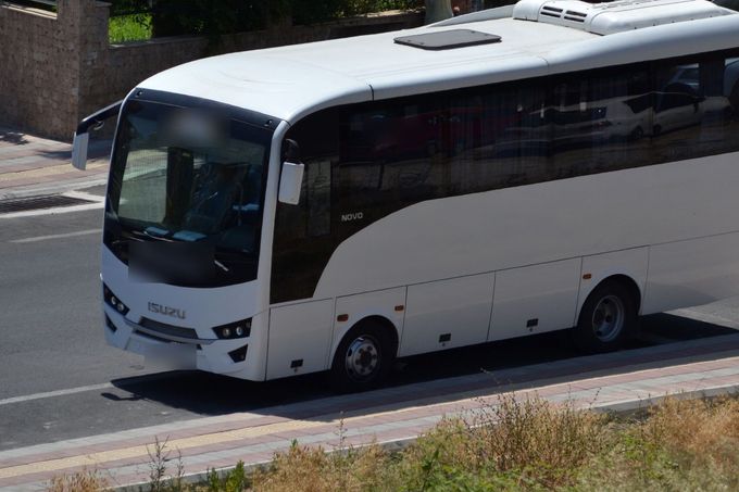 Isuzu Novo, 27+1 midibüs